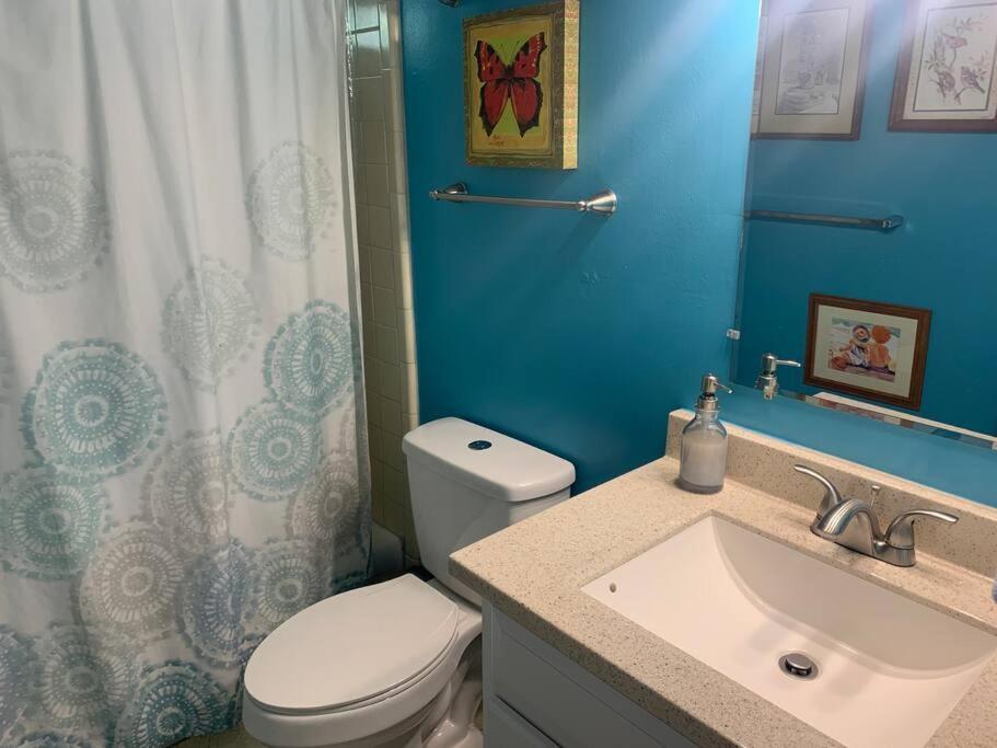 Family Friendly Downtown Home - Private Yard & Grill - Location, Location, Location! Атенс Екстериор снимка